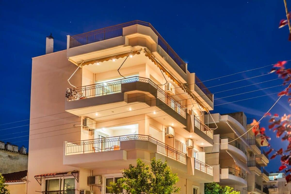 Spacious Urban Haven-Family Home, Perfect Location Kalamata Exterior foto